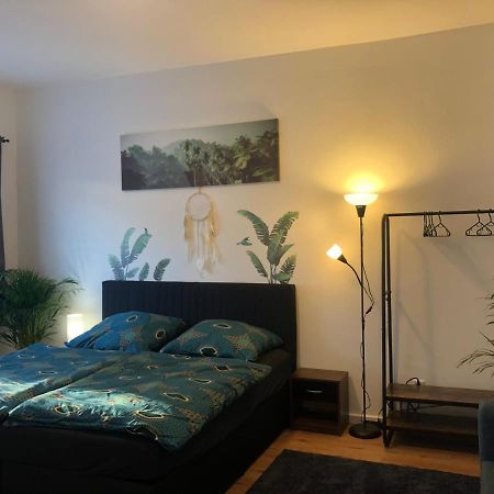 Gruene Oase Mit Balkon I Eg Apartment Duisburg Bagian luar foto