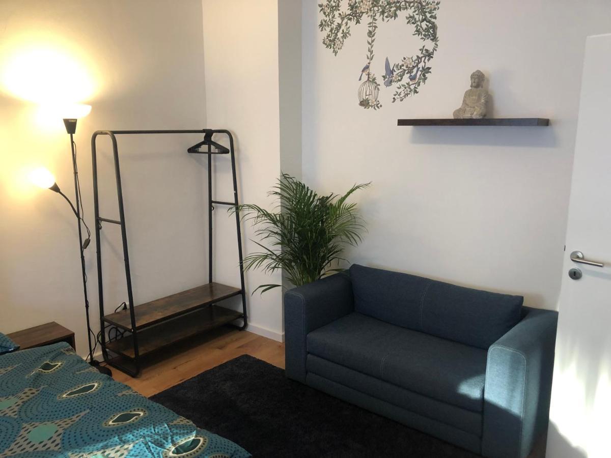 Gruene Oase Mit Balkon I Eg Apartment Duisburg Bagian luar foto