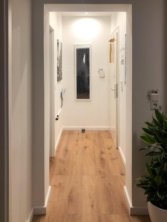 Gruene Oase Mit Balkon I Eg Apartment Duisburg Bagian luar foto