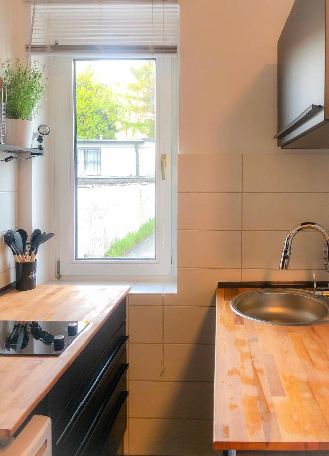 Gruene Oase Mit Balkon I Eg Apartment Duisburg Bagian luar foto