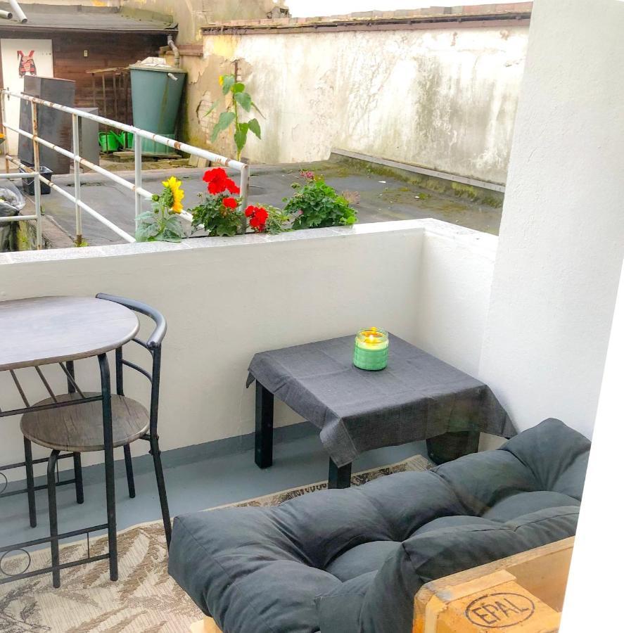 Gruene Oase Mit Balkon I Eg Apartment Duisburg Bagian luar foto